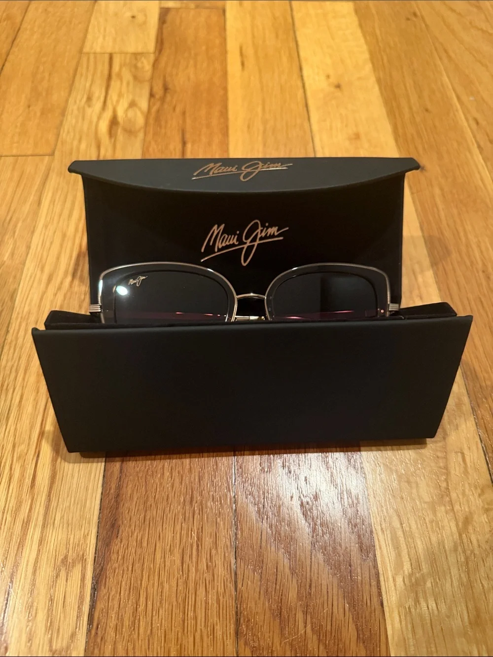 Muai Jim Violet Lake Women’s Sunglasses